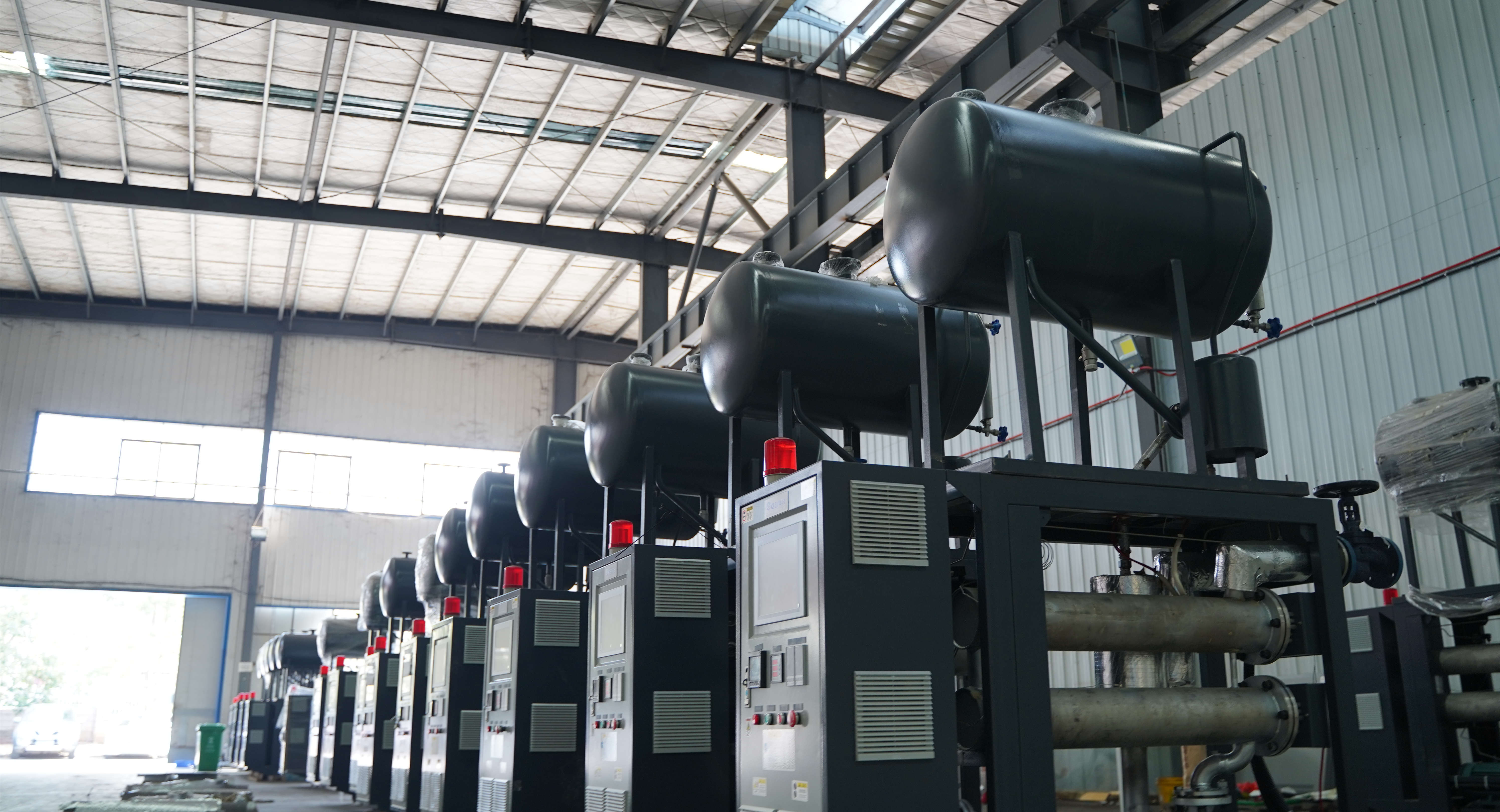 注塑模温机的特点和用途