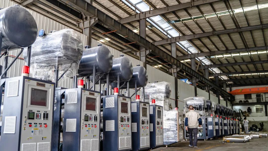 模具控温为什么要用模温机？这些好处你一定要知道！