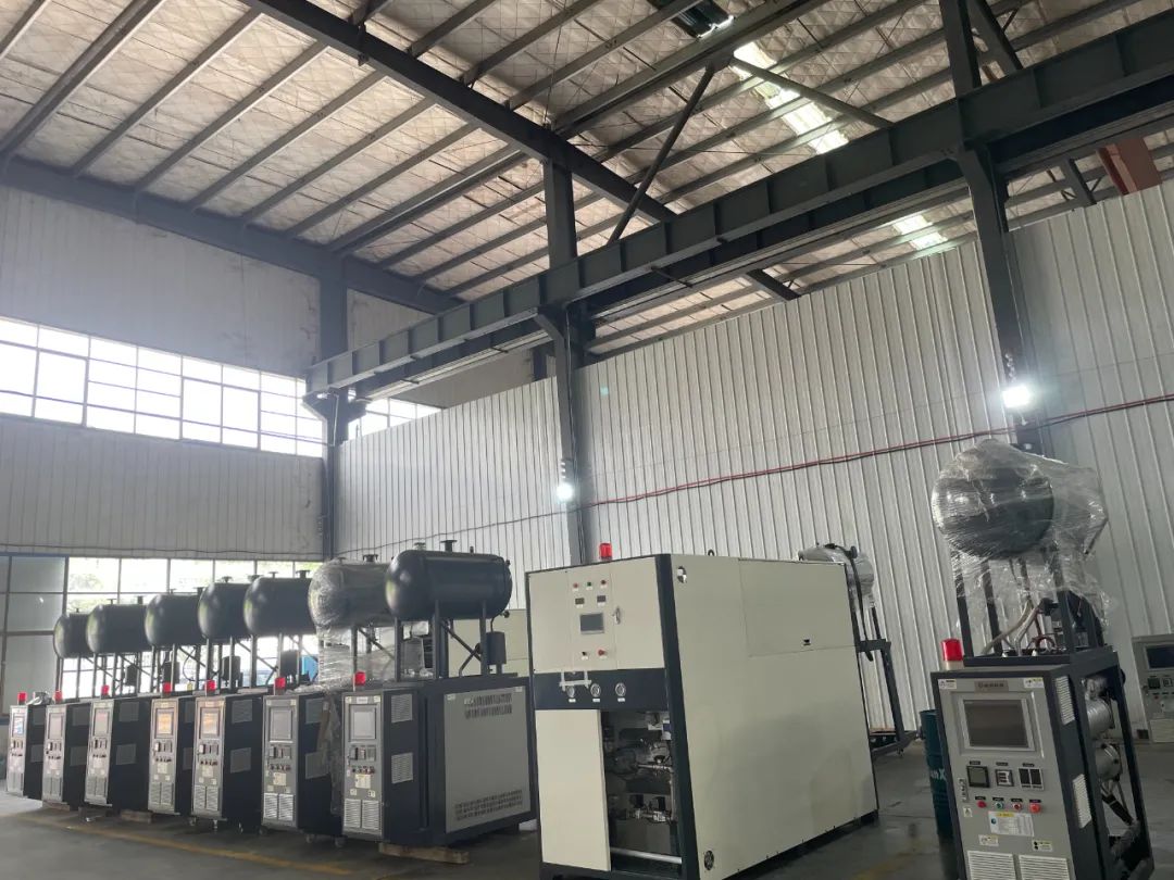 高温油温机设备，使用寿命该如何提高呢？