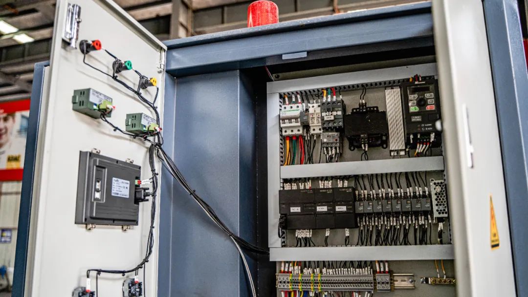 防爆模温机控制电器怎么选？哪种更安全？