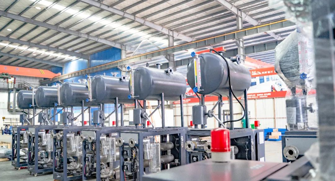 覆铜板热压模温机，专为真空热压机加热设计！