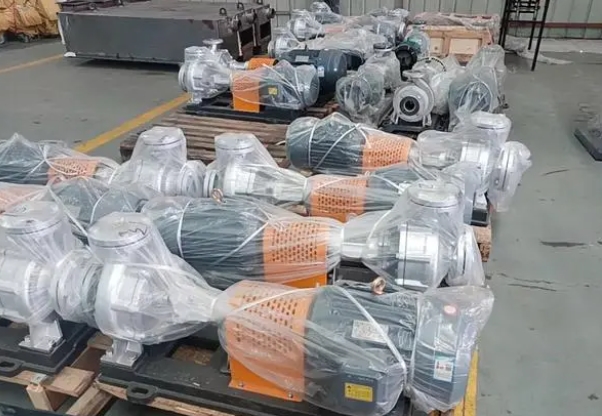 燃气模温机vs传统加热设备：谁才是塑料加工界的王者？