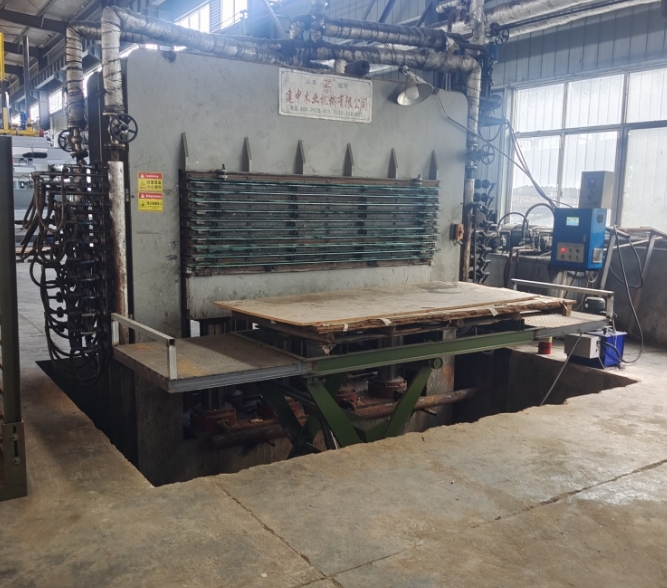 板材热压机配套燃气模温机：用气能省多少？